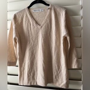 Valerie Steven’s Petites - PM - Cream - V-neck Sweater